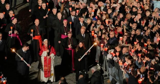 Pope Leo carries cross for all 14 stations during Good Friday procession, first pontiff to do so in decades