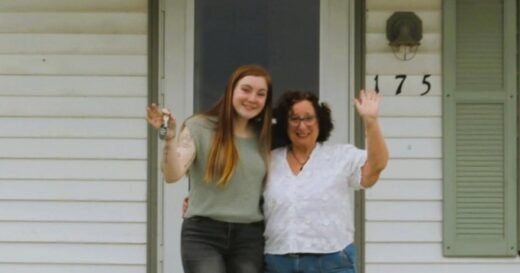 Illinois woman works 3 jobs to make dream possible for her and her grandmother