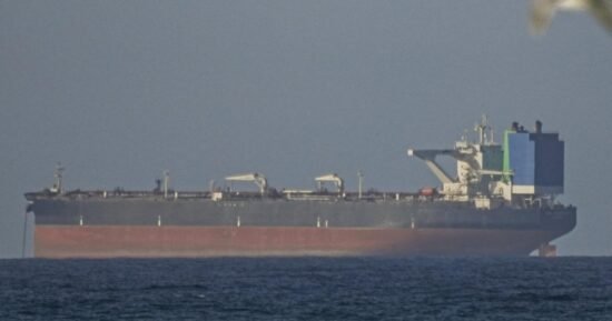 Iran reportedly proposes tolls for ships crossing Strait of Hormuz