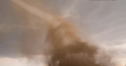Tornadoes sweep U.S. as storms travel east