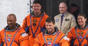 Here's who's on the Artemis II crew headed toward the moon