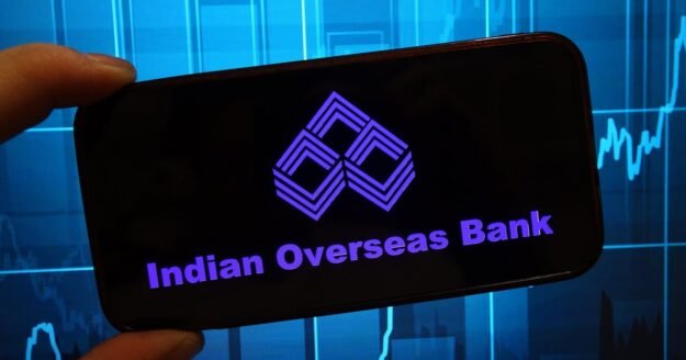 Man takes sister’s exhumed body to bank in bid to get to her money, bank says