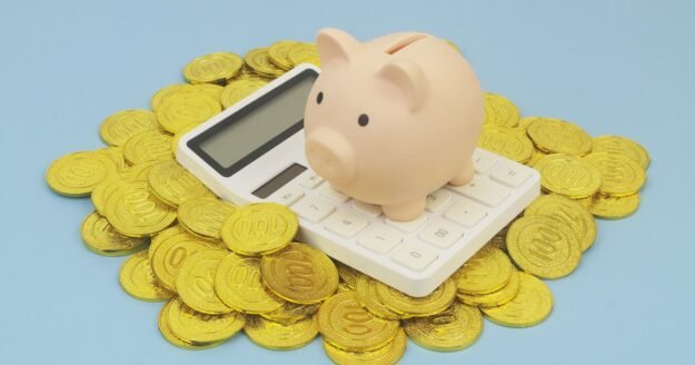 Here’s what $25,000 in gold could look like by the end of 2026, experts say