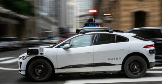 Now California’s cops can give tickets to driverless cars