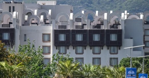 New Iran talks to start in Pakistan as ceasefire set to expire