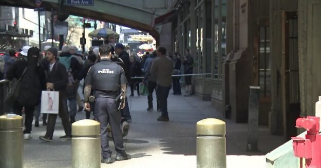 Suspect shot at Grand Central after 3 people stabbed, NYPD says