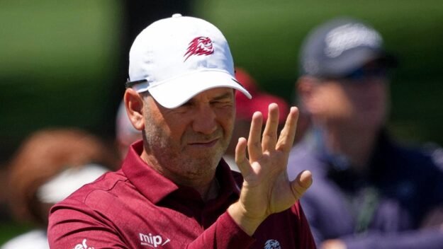 Sergio Garcia breaks driver at Masters, gets code of conduct warning