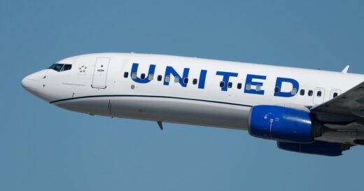 United flight from San Francisco to San Diego reports close call with drone just before landing