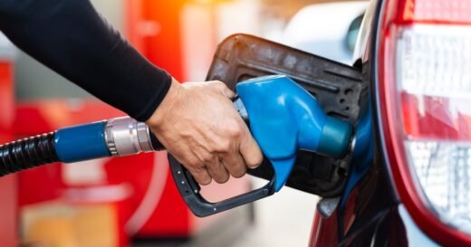 Gas Prices Rise in US as Strait of Hormuz Talks Remain Stalled