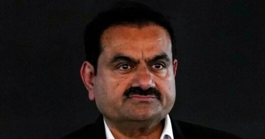 U.S. prosecutors drop fraud charges against billionaire Indian businessman