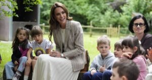 Princess Kate looks chic in Italian designer blazer | Royal | News