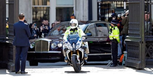 Rich man wants to pay you £70,000 to drive his Bentley and go to parties