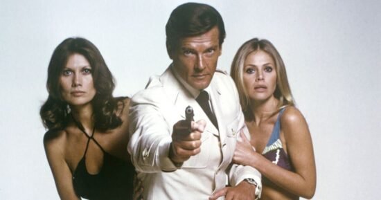Roger Moore’s incredible generosity at 3am on James Bond set | Films | Entertainment