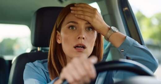 Motorists urged not to wear accessory after woman’s horrifying story | UK | News