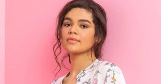 Roman’s floaty tunic top ‘hides the midriff’ and has 25% off