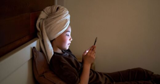 The UK’s lost time trap – the mindless habit costing us 35 days a year