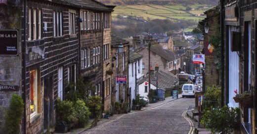 Pretty little UK village where ‘the best movie of all time’ was filmed – 100% score | UK | News