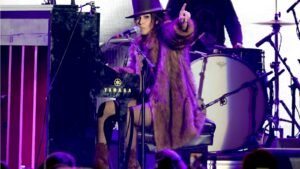 Linda Perry Says Green Day Dropped Her as Producer After Fan Backlash