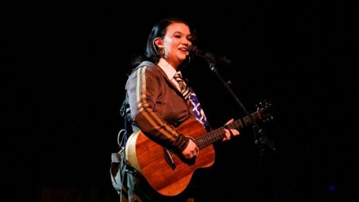 Lola Young, Zara Larsson to Headline