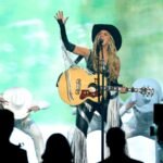 Lainey Wilson Performs ‘Can’t Sit Still’ at 2026 ACM Awards