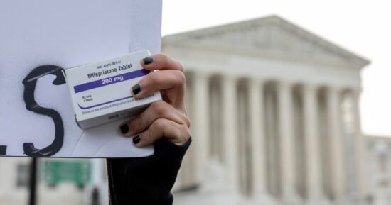 Supreme Court continues to temporarily maintain mail access to abortion pill mifepristone