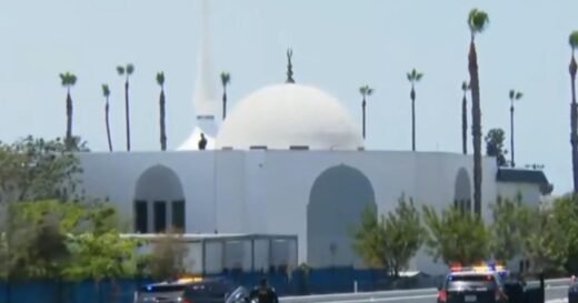 3 killed in shooting at Islamic Center of San Diego; 2 suspects also dead | Special Report