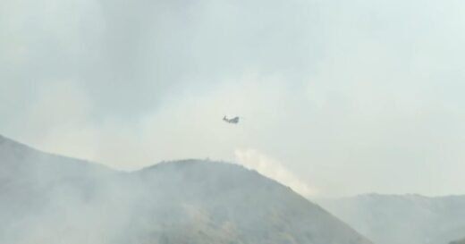 500 firefighters battling Sandy Fire in California's Simi Valley