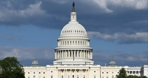 Current wave of mid-decade redistricting "never seen before in American history," expert says