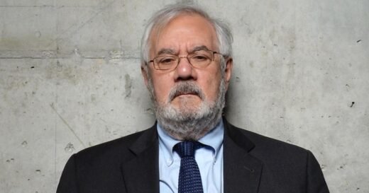 Former lawmaker Barney Frank dies at 86