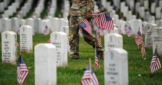 Honoring fallen U.S. service members on Memorial Day