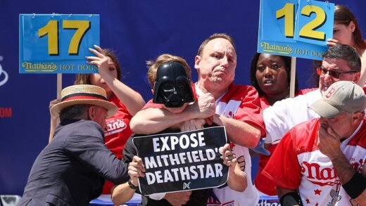 Joey Chestnut sentenced to probation after bar slap battery charge