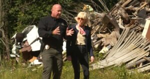 Disaster Tourists | Sunday on 60 Minutes