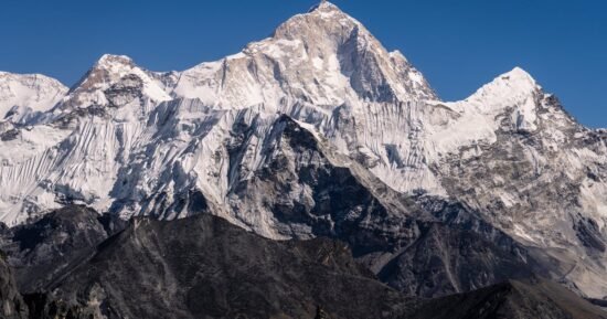 American climber dies in avalanche on Nepal’s Mount Makalu