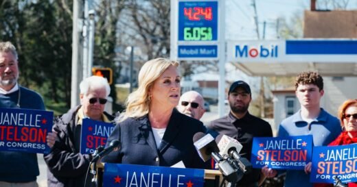 Janelle Stelson to face GOP Rep. Scott Perry in rematch in competitive Pennsylvania district, CBS News projects