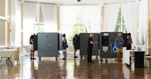 Redistricting seen as making elections more unfair; voters want more competitive districts, CBS News poll finds