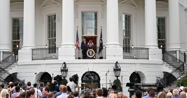 Judge orders White House staff to comply with presidential records law that DOJ calls unconstitutional