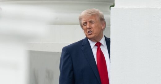 Trump undergoes “6 month physical” at Walter Reed