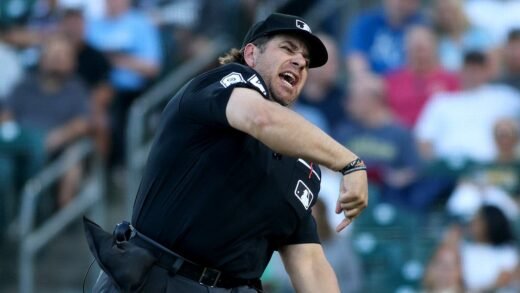 MLB news: Michael Wacha’s broken necklace leads to Athletics coach’s ejection