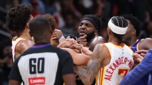 Dyson Daniels, Mitchell Robinson both ejected in Knicks-Hawks Game 6