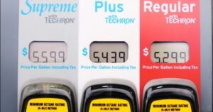 U.S. authorizes Iranian oil sales for 60 days