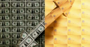 How high-end credit card perks are hurting shoppers who pay in cash