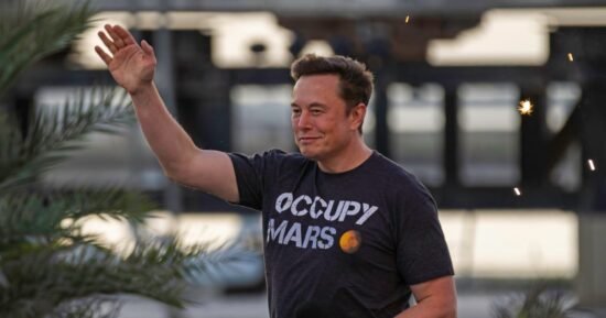SpaceX aims to make stock market debut at $1.77 trillion value