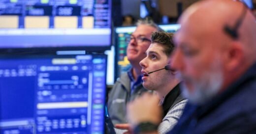 Stocks sink as interest rate hike odds rattle tech