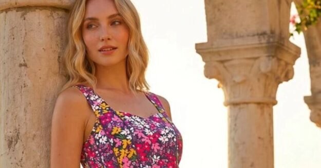 Roman’s £32 dress that ‘will not crease in suitcase’ has ‘shaping’