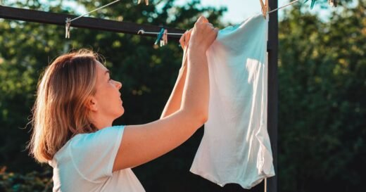UK households urged to avoid drying clothes outside from Saturday