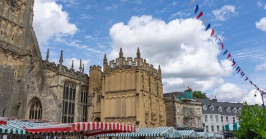‘Overlooked’ town named best in Cotswolds and it’s not Bibury