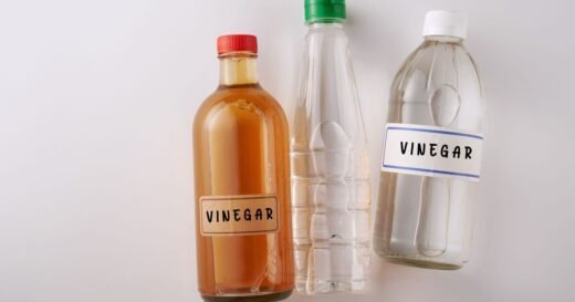 Difference between white and brown vinegar and why one cleans better