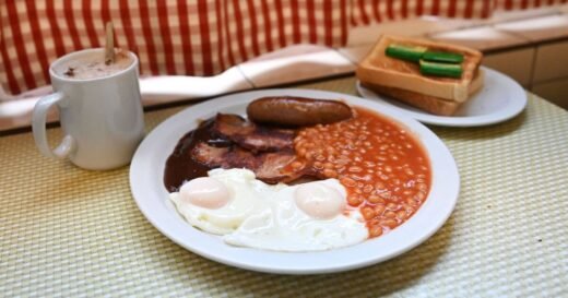 British cafe ‘unchanged since 1940s’ has one of top ranked breakfasts