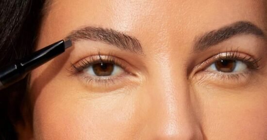 Women in their 60s love eye pencil that’s ‘perfect for mature brows’