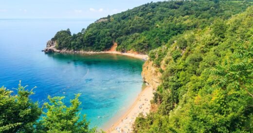 ‘Hidden gem’ beach with picturesque shoreline named ‘best in Europe’ | Europe | Travel